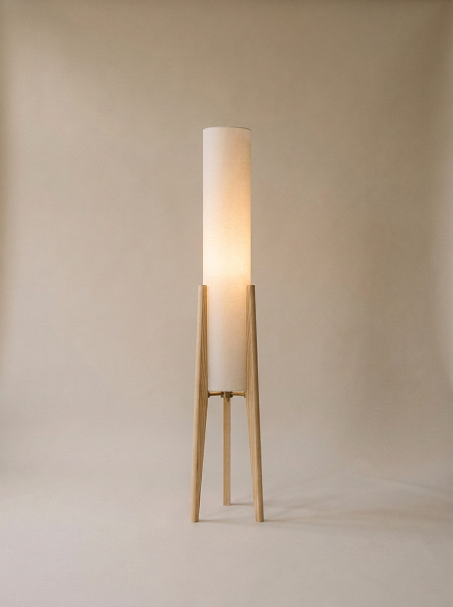 Zen floor lamp in Natural Wood